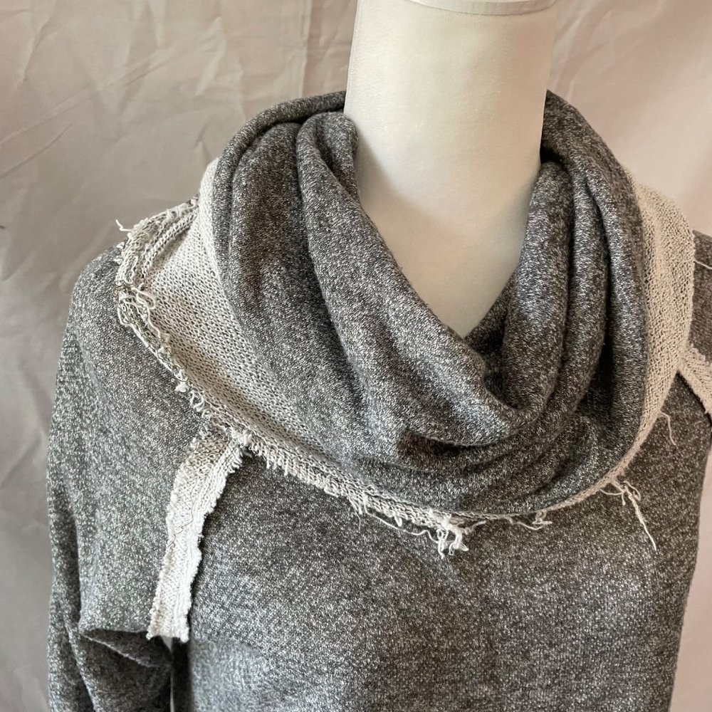 Women’s Sun & Moon Gray Cowl Neck Tunic Sweater size Medium - Picture 2 of 6